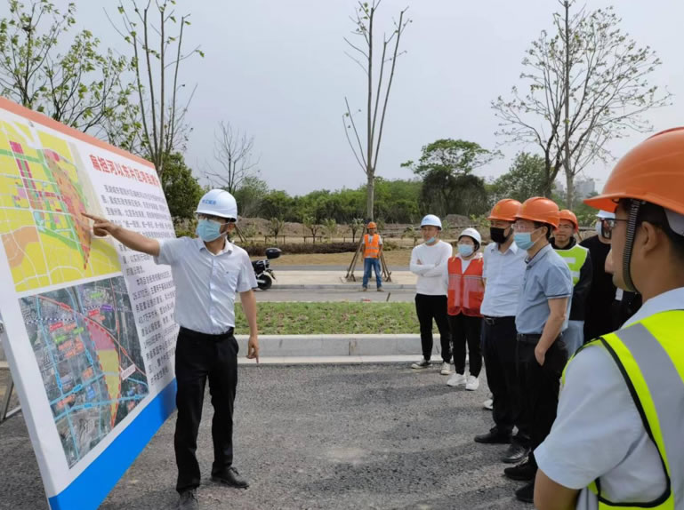 夏峰同志实地调研城东综开及惠生联圩项目部